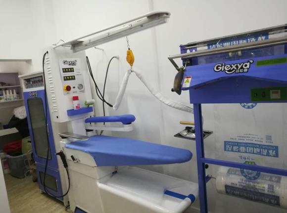 不同類型秦皇島干洗店設(shè)備價(jià)格介紹 不同類型秦皇島干洗店設(shè)備價(jià)格介紹